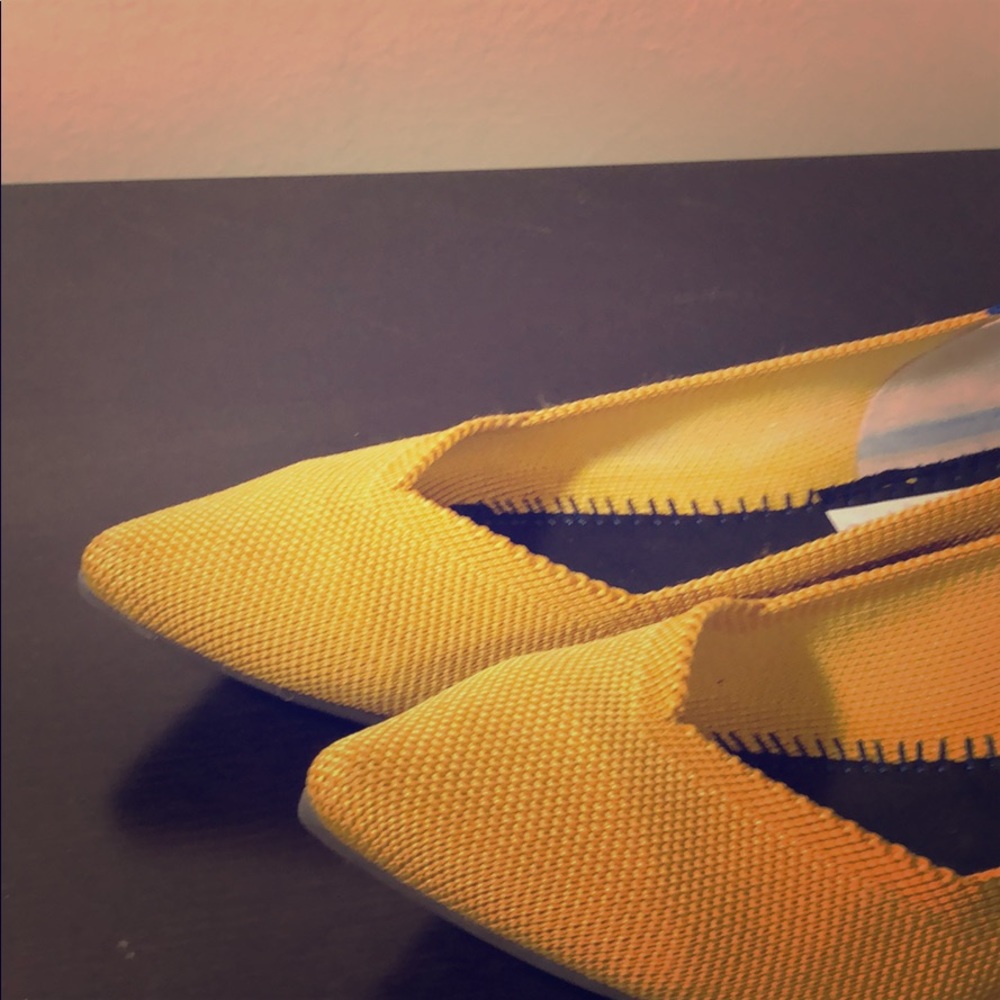 Rothy’s pointed toe flat in gold/yellow
